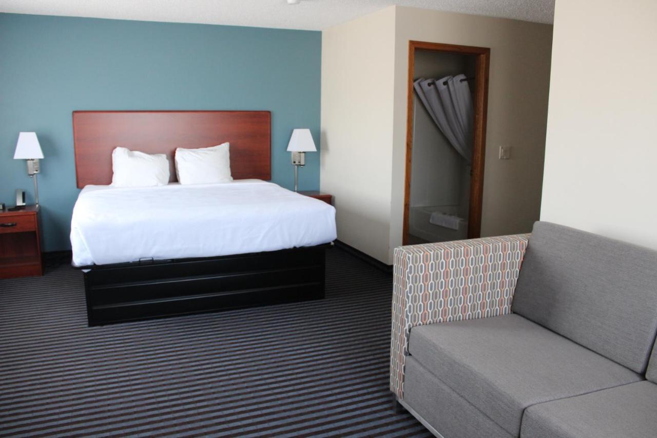 Spencer Reston Inn & Suites מראה חיצוני תמונה