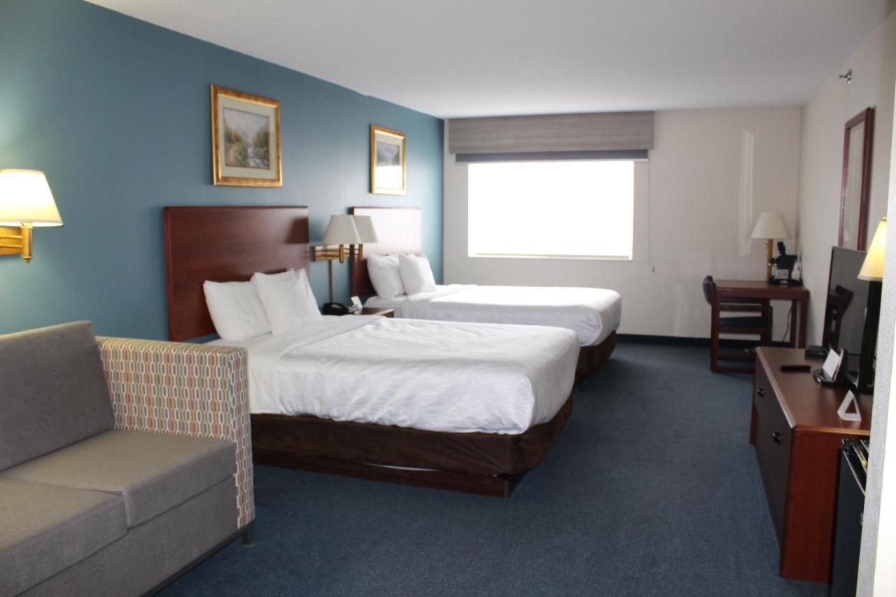 Spencer Reston Inn & Suites מראה חיצוני תמונה