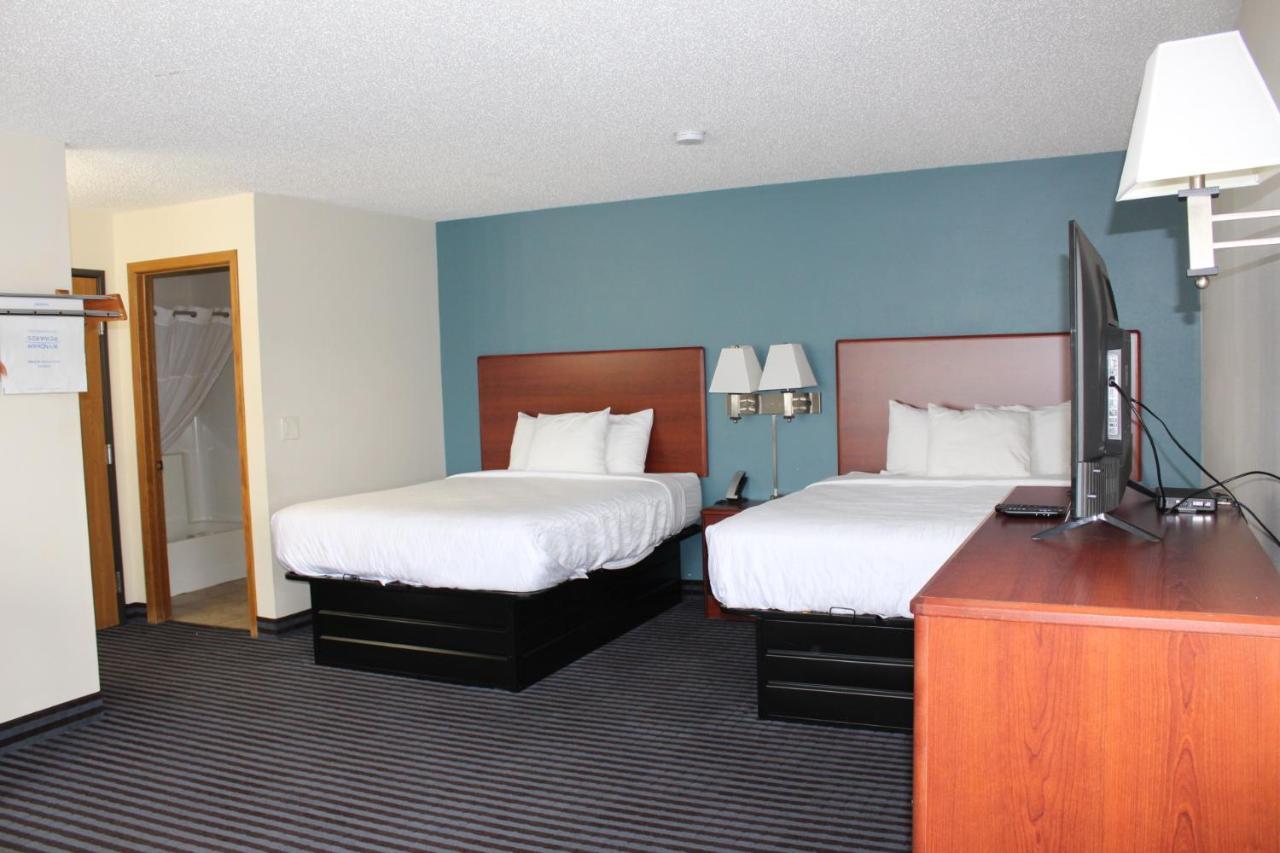 Spencer Reston Inn & Suites מראה חיצוני תמונה