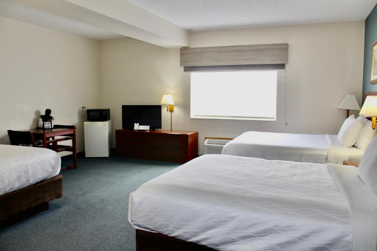 Spencer Reston Inn & Suites מראה חיצוני תמונה