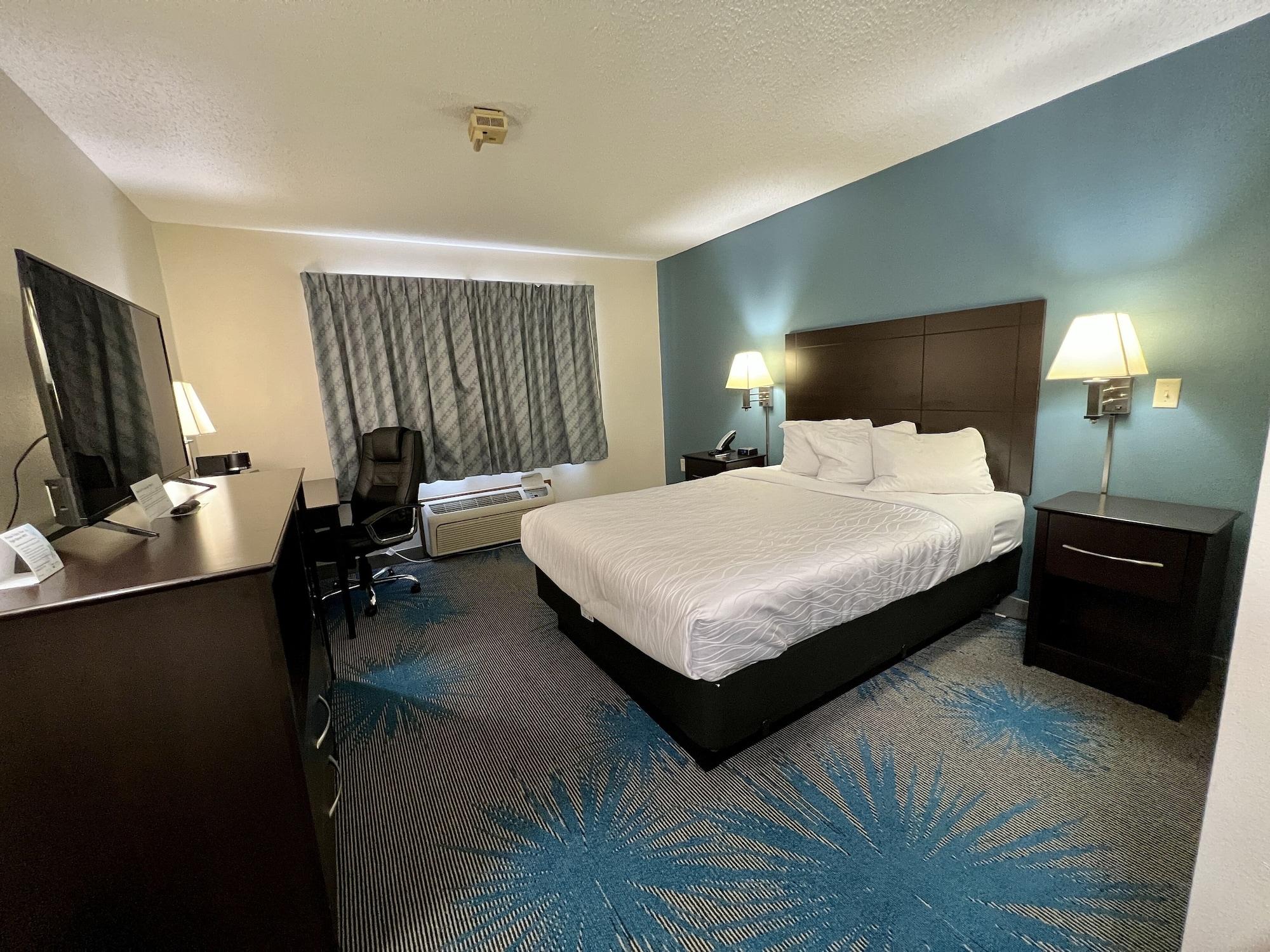 Spencer Reston Inn & Suites מראה חיצוני תמונה